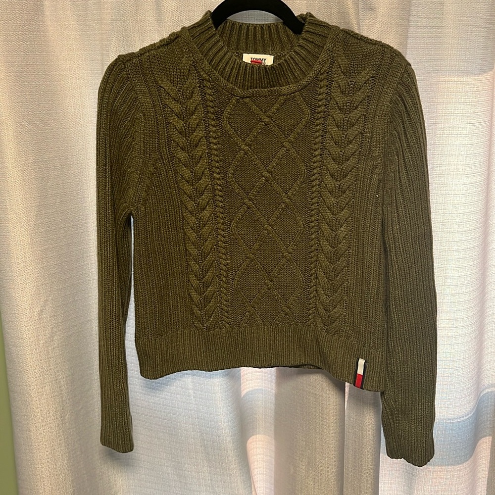 Knit forest green sweater